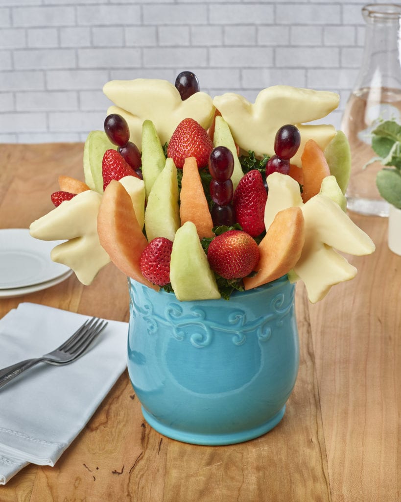 10 Tasty Snack Gift Basket Ideas Edible® Blog